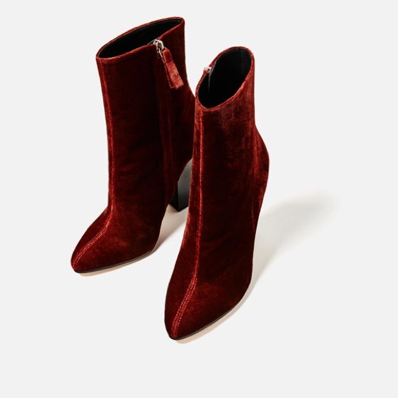 Zara High Heel Red Velvet Ankle Boots Booties - Picture 4 of 4